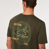 Camiseta / Playera Oakley Future Coalition Tee New Dark Brush FOA404384-86L