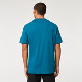 Camiseta / Playera Oakley Mountains Out B1B Tee Aurora Blue FOA404435-67M