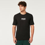Camiseta / Playera Oakley Factory Pilot SS Tee Blackout FOA404507-02E