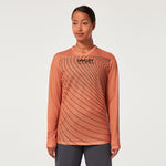 Camiseta / Playera Oakley WMNS Factory Pilot RC LS Jersey Soft Orange Mujer FOA500385-73K
